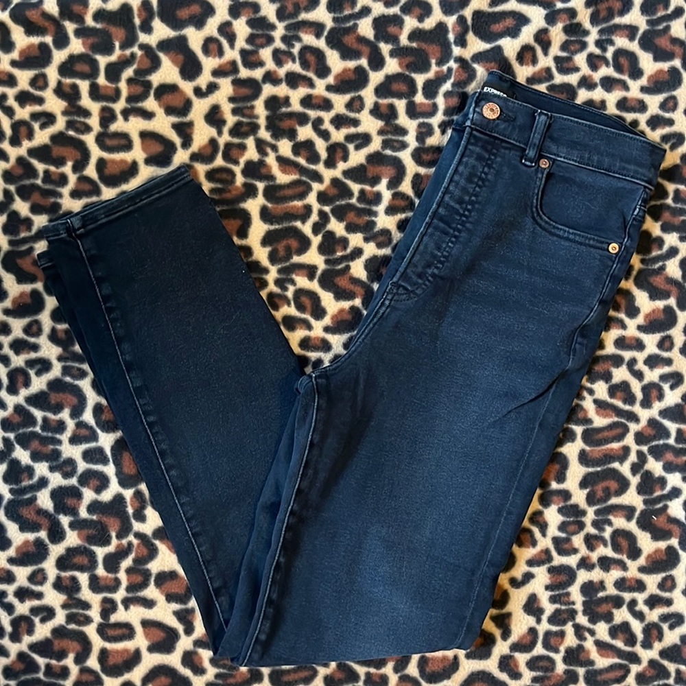 Express dark wash, slim ankle, super high rise jeans. Sizer 8L